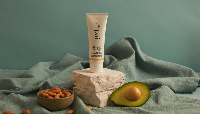 Pai Kukui & Jojoba Bead Skin Brightening Exfoliator - gently rolls across the skin to lift away dead skin cells and impurities without irritation or damage.